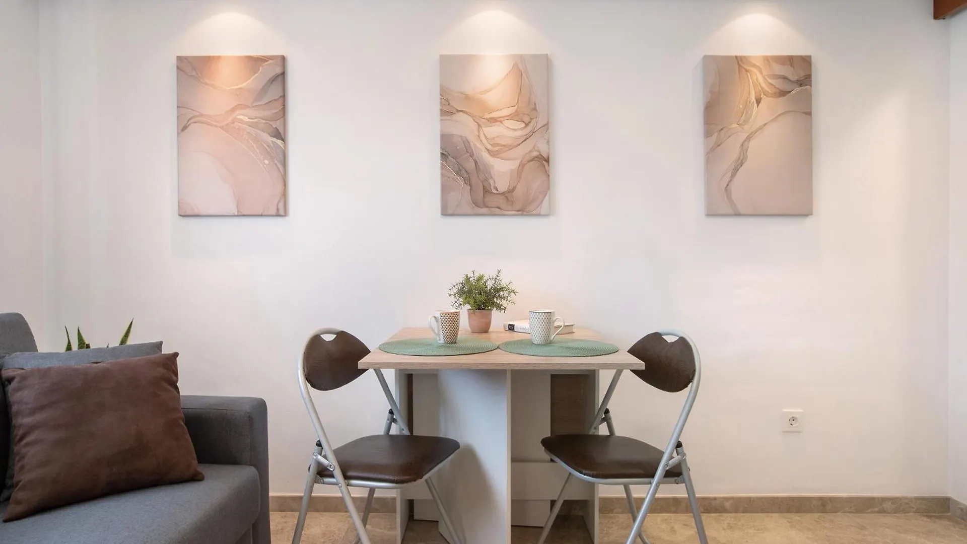 Apartamento Carlos Haya Málaga Lägenhet